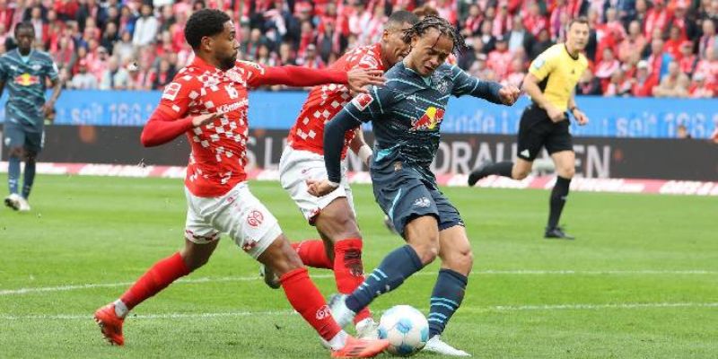 Phân tích chi tiết kèo Chấp Tài Xỉu và 1X2